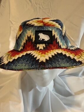 Capibara Handmade Aztec Print Hat - Red, Yellow, Green